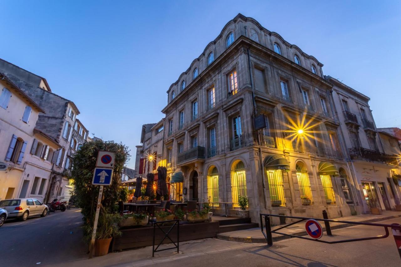 Hotel Le Relais De Poste Arles Centre Historique 외부 사진