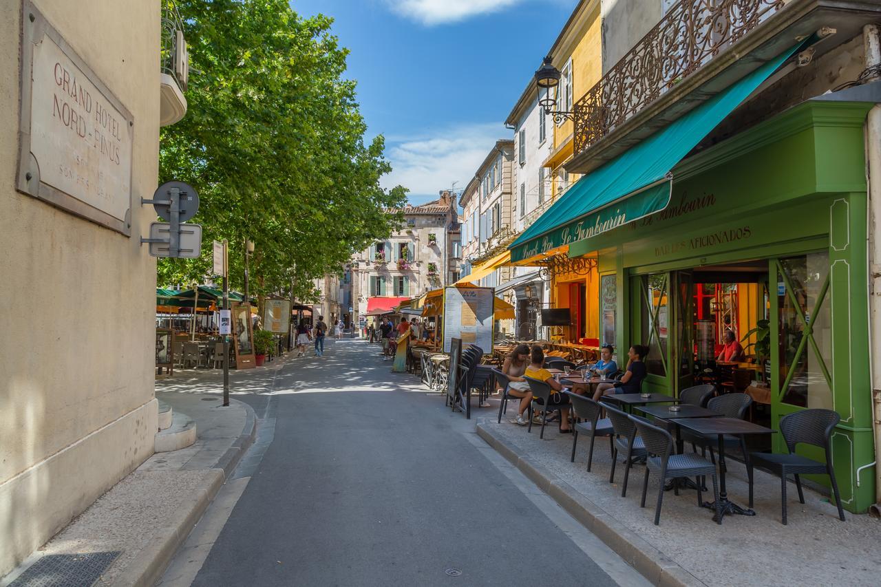 Hotel Le Relais De Poste Arles Centre Historique 외부 사진