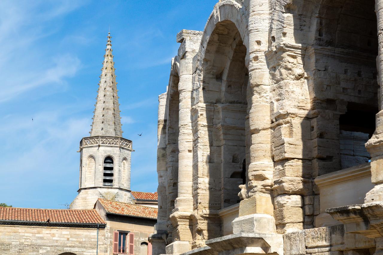 Hotel Le Relais De Poste Arles Centre Historique 외부 사진